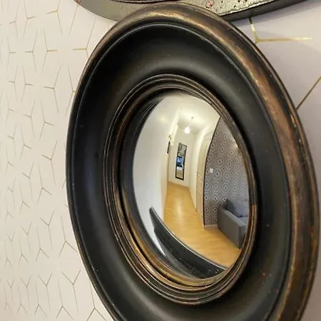 Foch Gare Apartman